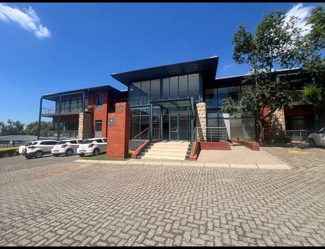 494M² OFFICE TO LET IN MEYERSDAL NATURE ESTATE